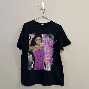 Selena Gomez “We own the night” 2011 world tour concert t-shirt